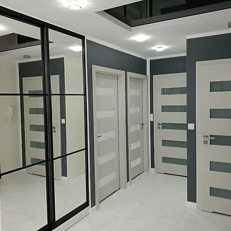 Zakatek Free Parking, Ochrona *