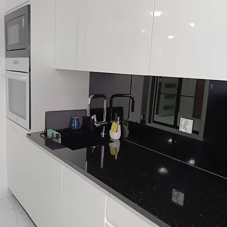 Zakatek Free Parking, Ochrona Apartmán Vratislav
