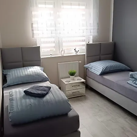 Zakatek Free Parking, Ochrona Вроцлав